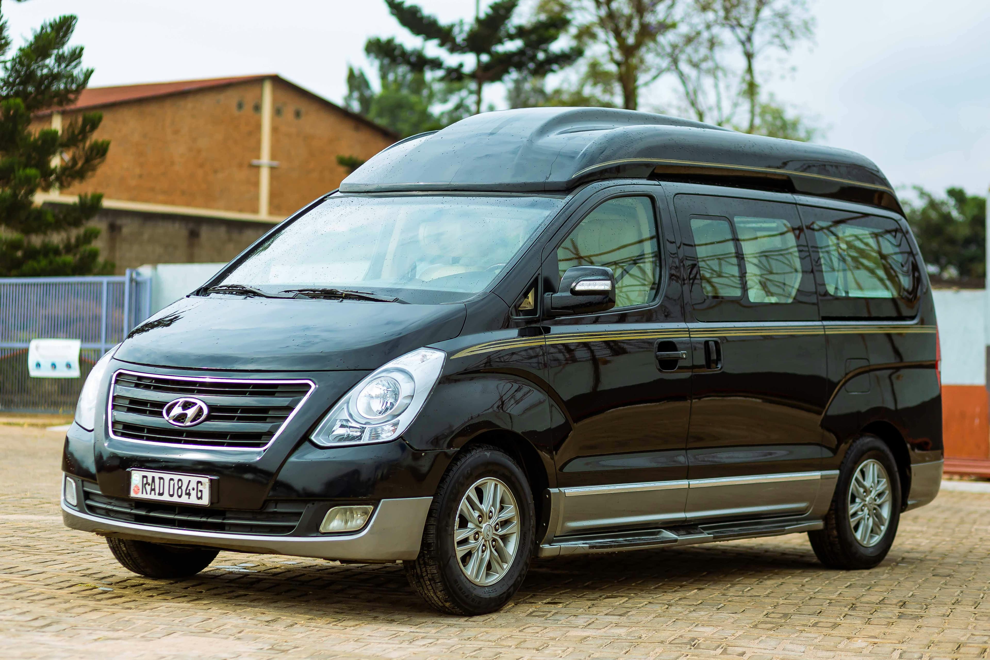 Luxury Van 14 Passenger